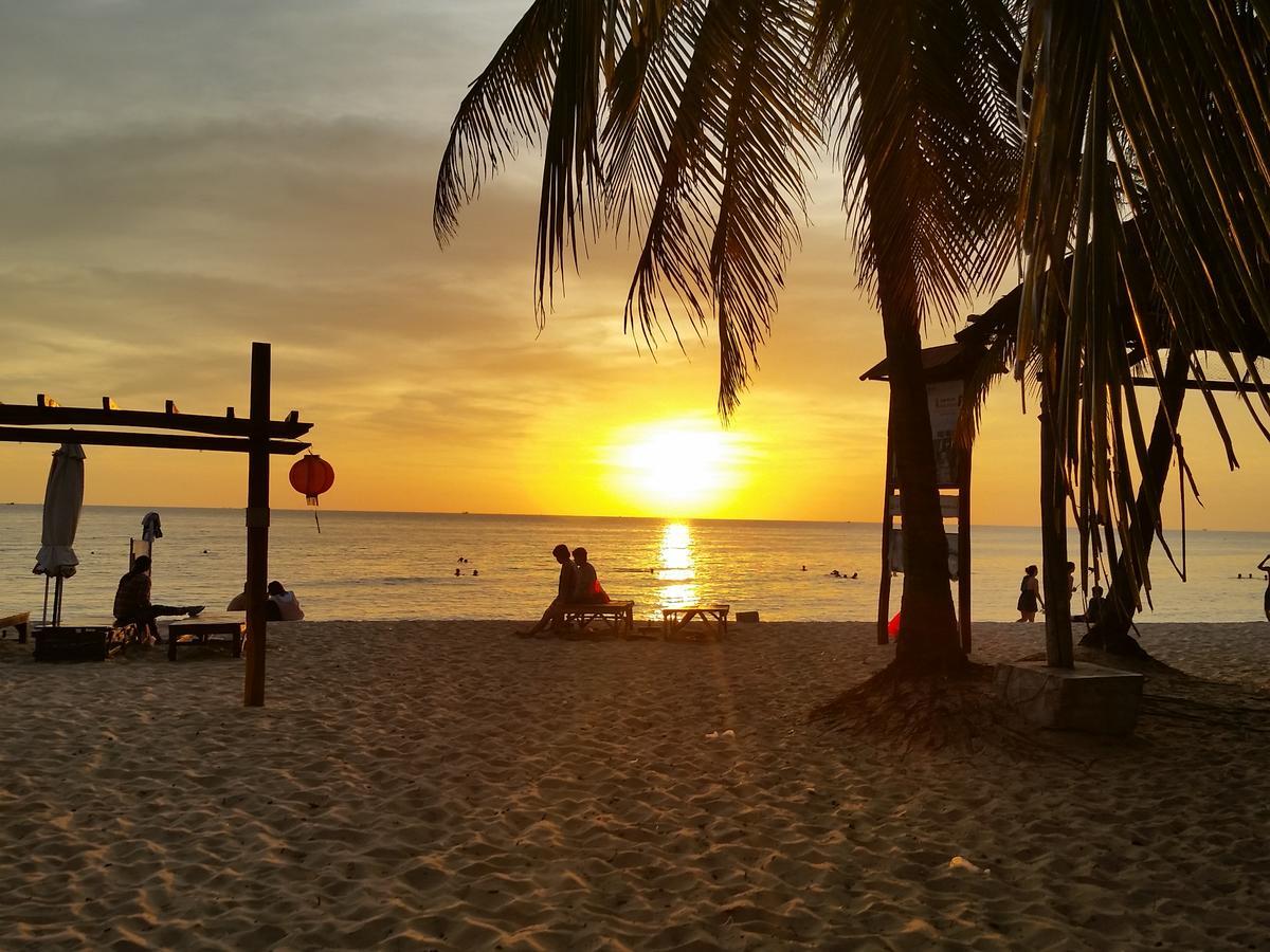 Coastal Village Beach Resort 두옹 동 외부 사진