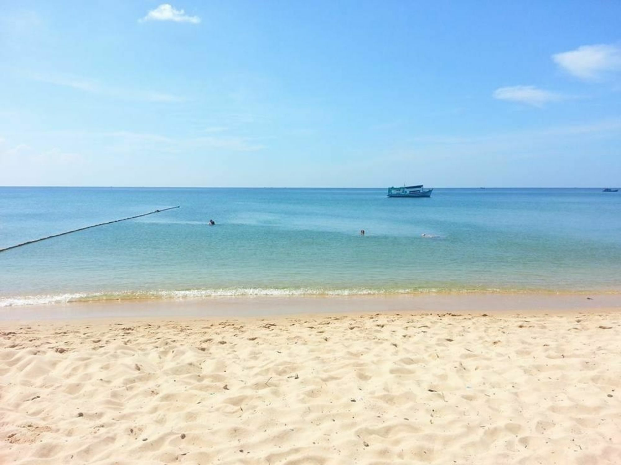 Coastal Village Beach Resort 두옹 동 외부 사진
