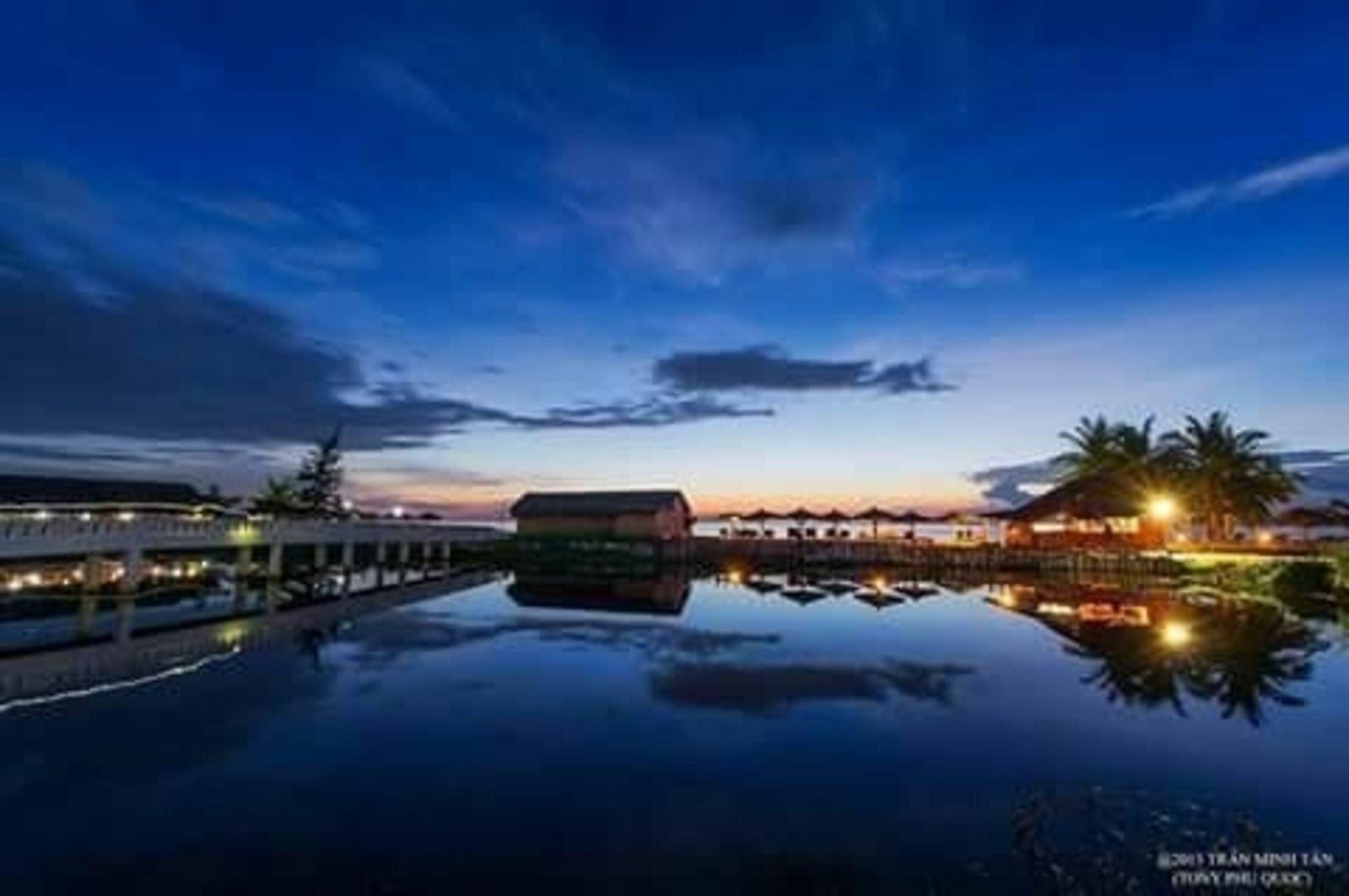 Coastal Village Beach Resort 두옹 동 외부 사진