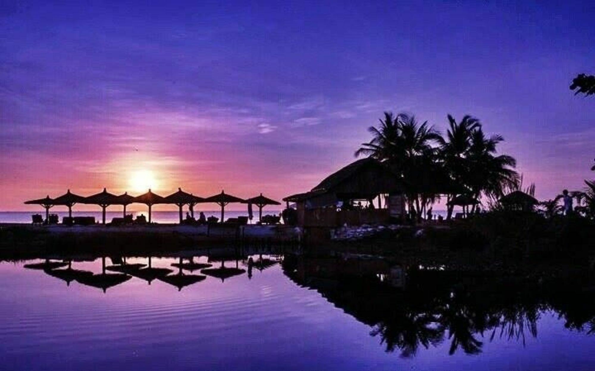 Coastal Village Beach Resort 두옹 동 외부 사진