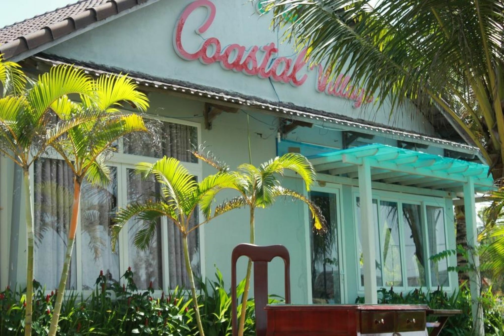 Coastal Village Beach Resort 두옹 동 외부 사진